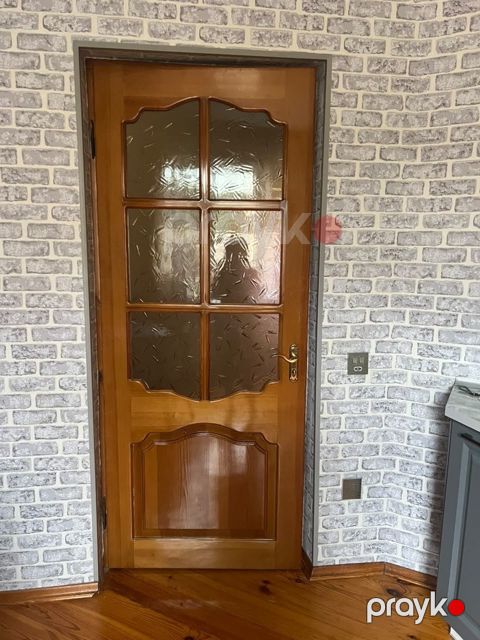 Qapı — Bakı