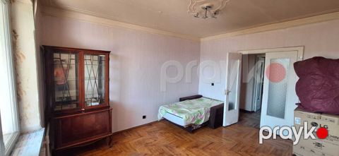 İcarəyə verilir 3 otaqlı köhnə tikili 80 m² — Bakı