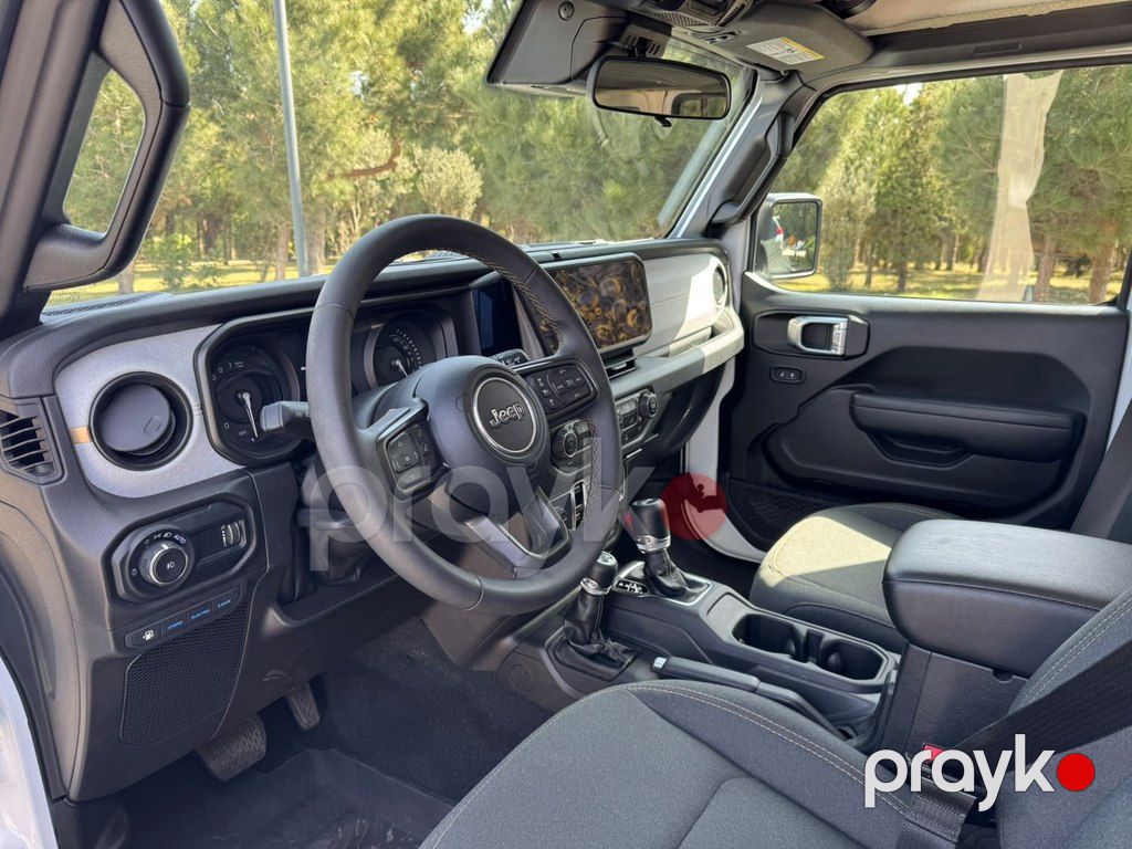 Jeep Wrangler, 2.0 L, 2024 il, 15 500 km — Avtomobillər, Bakı (6)