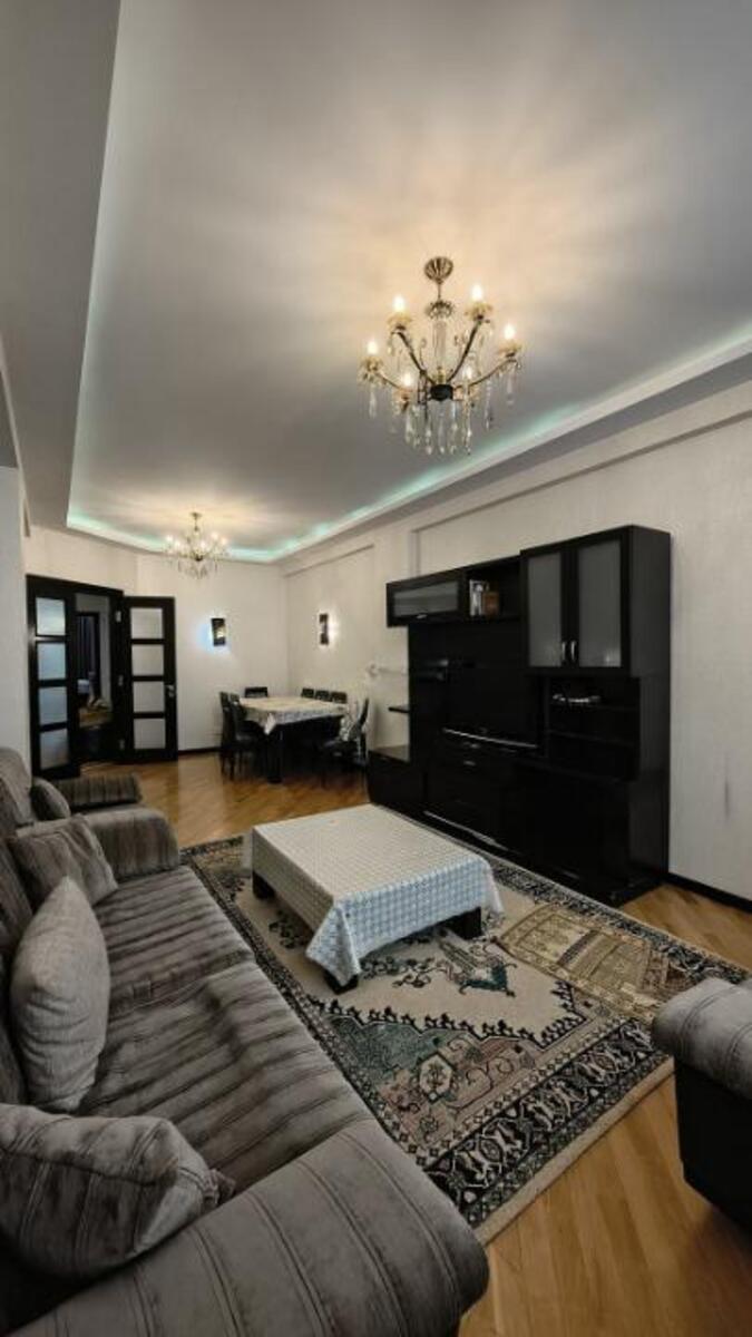 İcarəyə verilir 4 otaqlı yeni tikili 175 m² — Mənzil, Bakı (3)