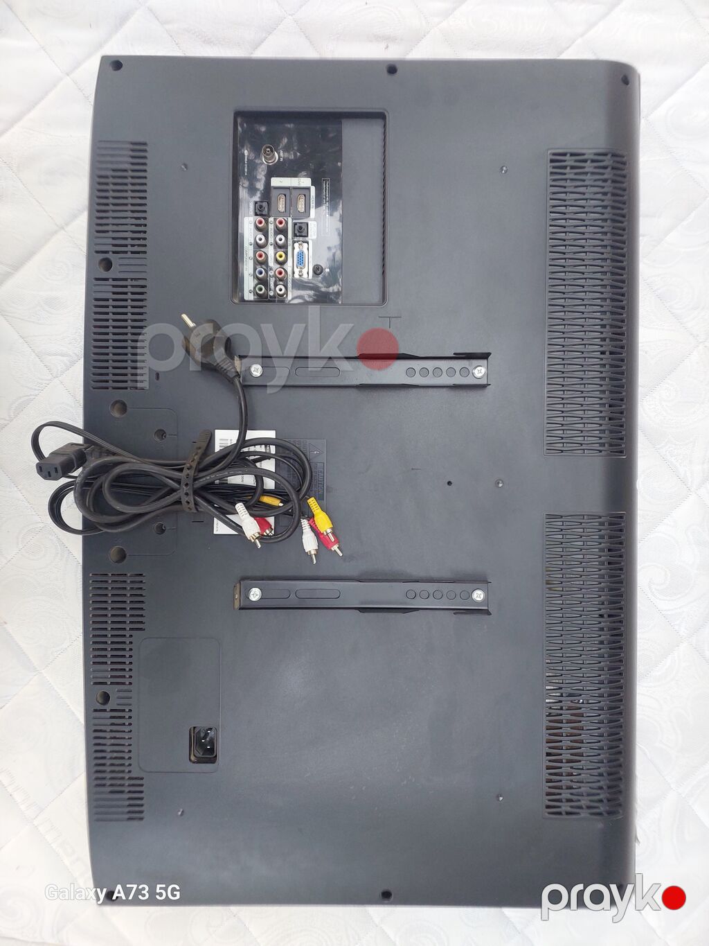 Samsung 32" LCD TV – Model: LA32B350F1 Xüsusiyyətlər: - Ekran: 32 — Televizorlar, Gəncə (2)
