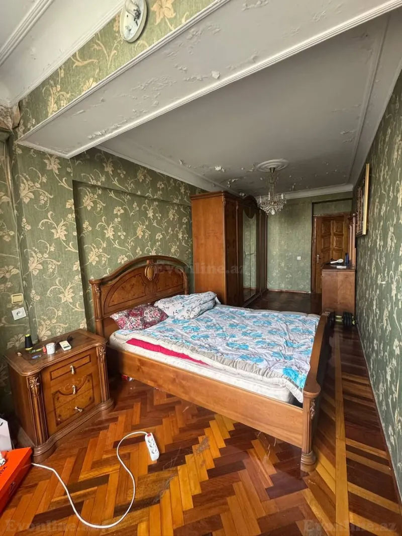 Satılır 3 otaqlı Mənzil Köhnə tikili 85 m² Bakı, Nərimanov r — Mənzil, Bakı (4)
