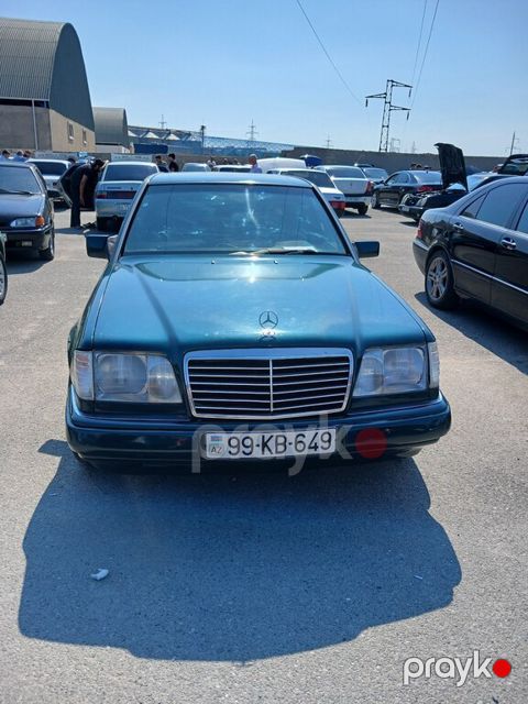 Mercedes E 200, 2.0 L, 1994 il, 450 533 km — Bakı