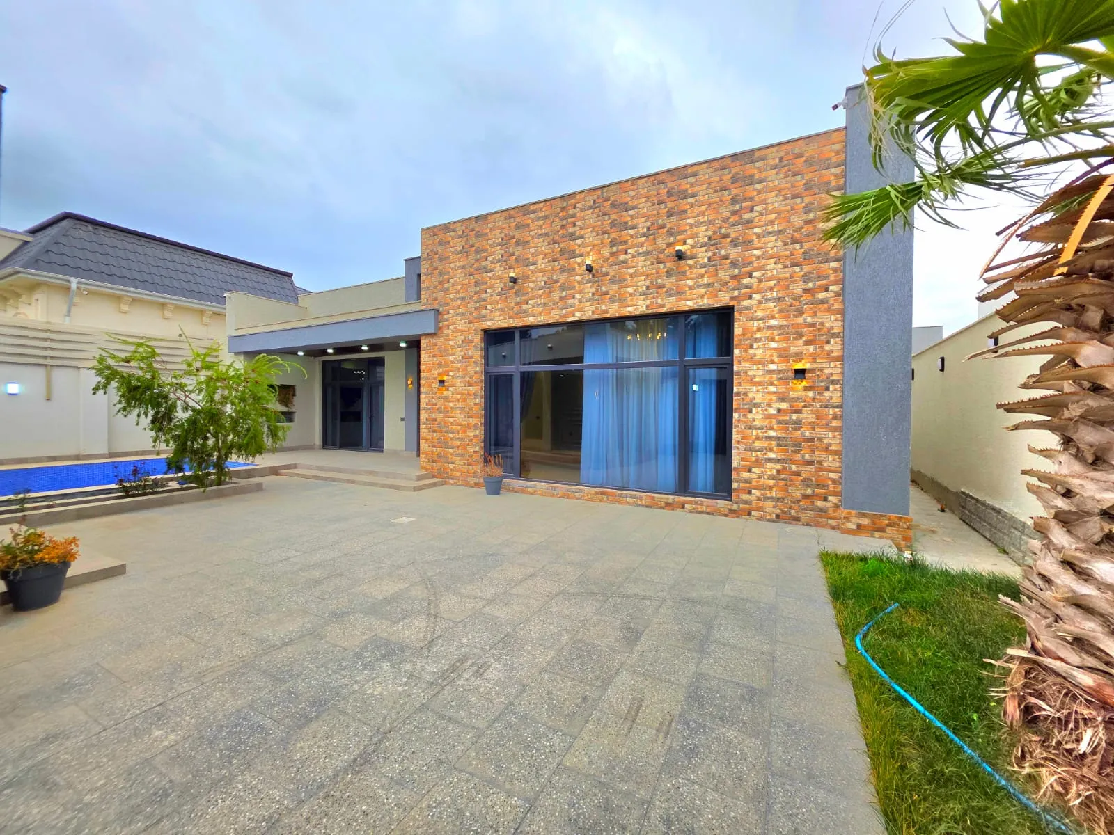 Mərdəkan, 4 otaqlı Həyət evi satılır - 160 m², 1 mərtəbə, 4 sot — Bakı