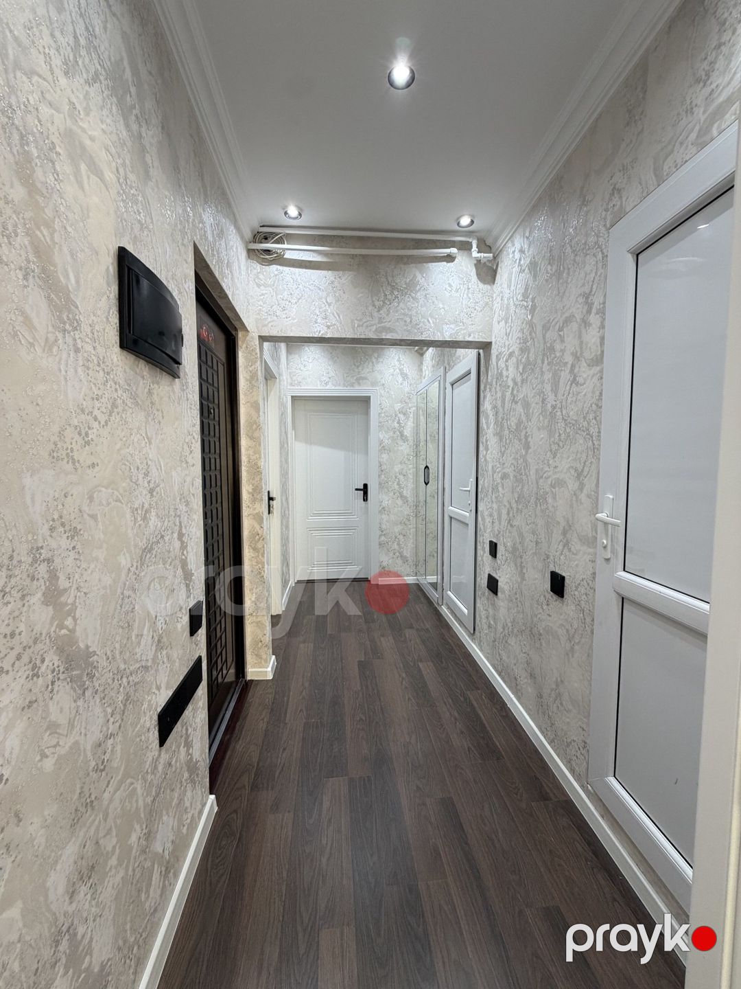 Satılır 2 otaqlı köhnə tikili 65 m² — Mənzil, Bakı (3)