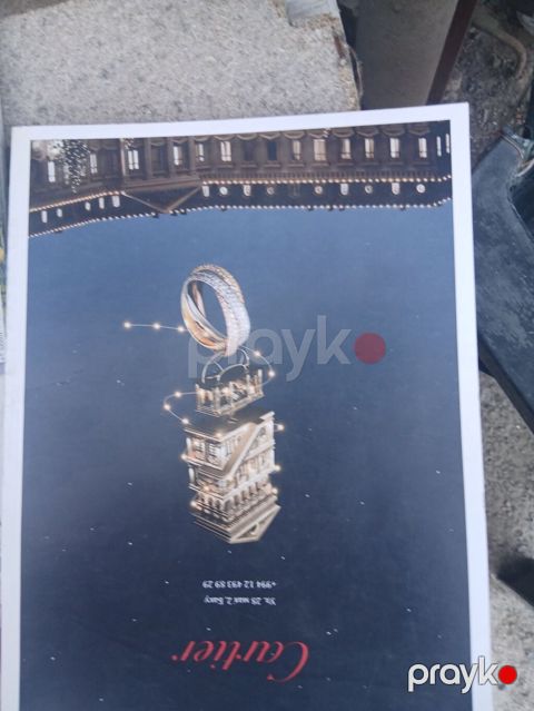 Məhsul: Cartier üzük reklam posterı Təsvir: - Brend: Cartier - Mövzu — Gəncə