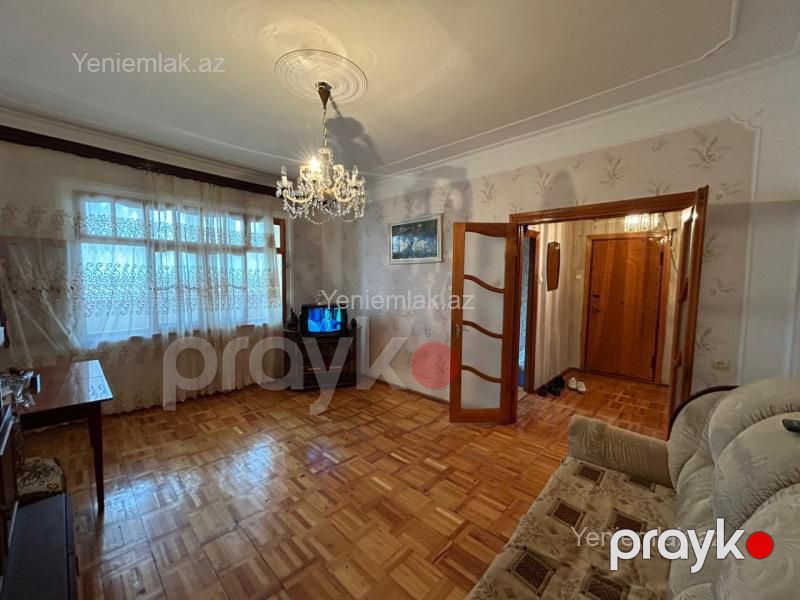 Satılır 3 otaqlı Bina evi menzil (Köhnə tikili), 70 m², 9-cu mikrorayon — Mənzil, Sumqayıt (2)