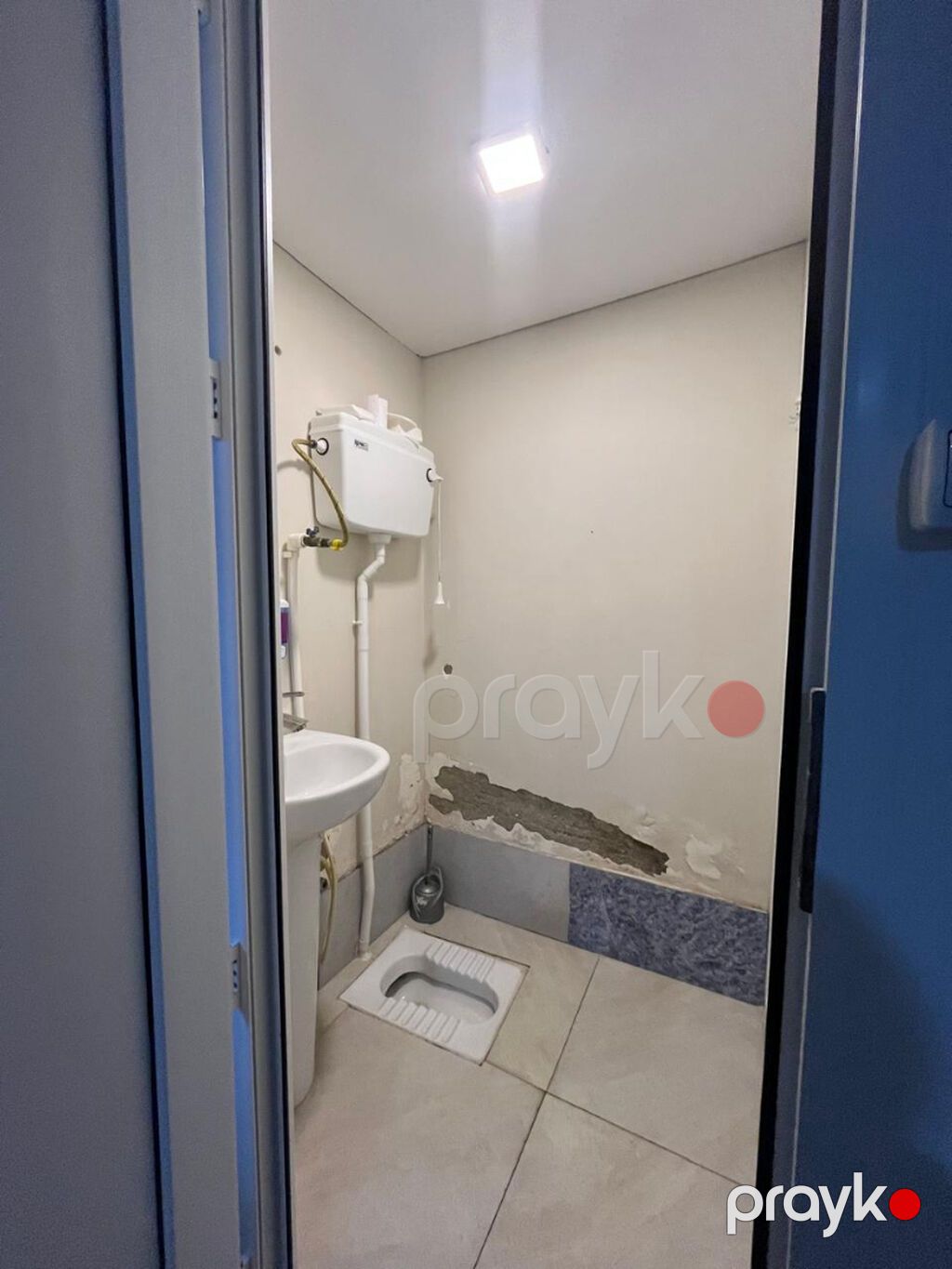 6- mikrorayon, Nəsimi metrosu 246 saylı liseylə üznəüz birinci — Əmlak, Bakı (8)