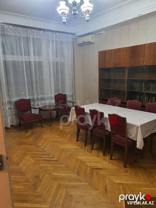 Səbail rayonunda 4 otaqlı Köhnə tikili Satılır, 200 m² — Mənzil, Bakı (4)