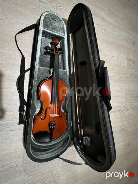 Skripka Yamaha — Şirvan