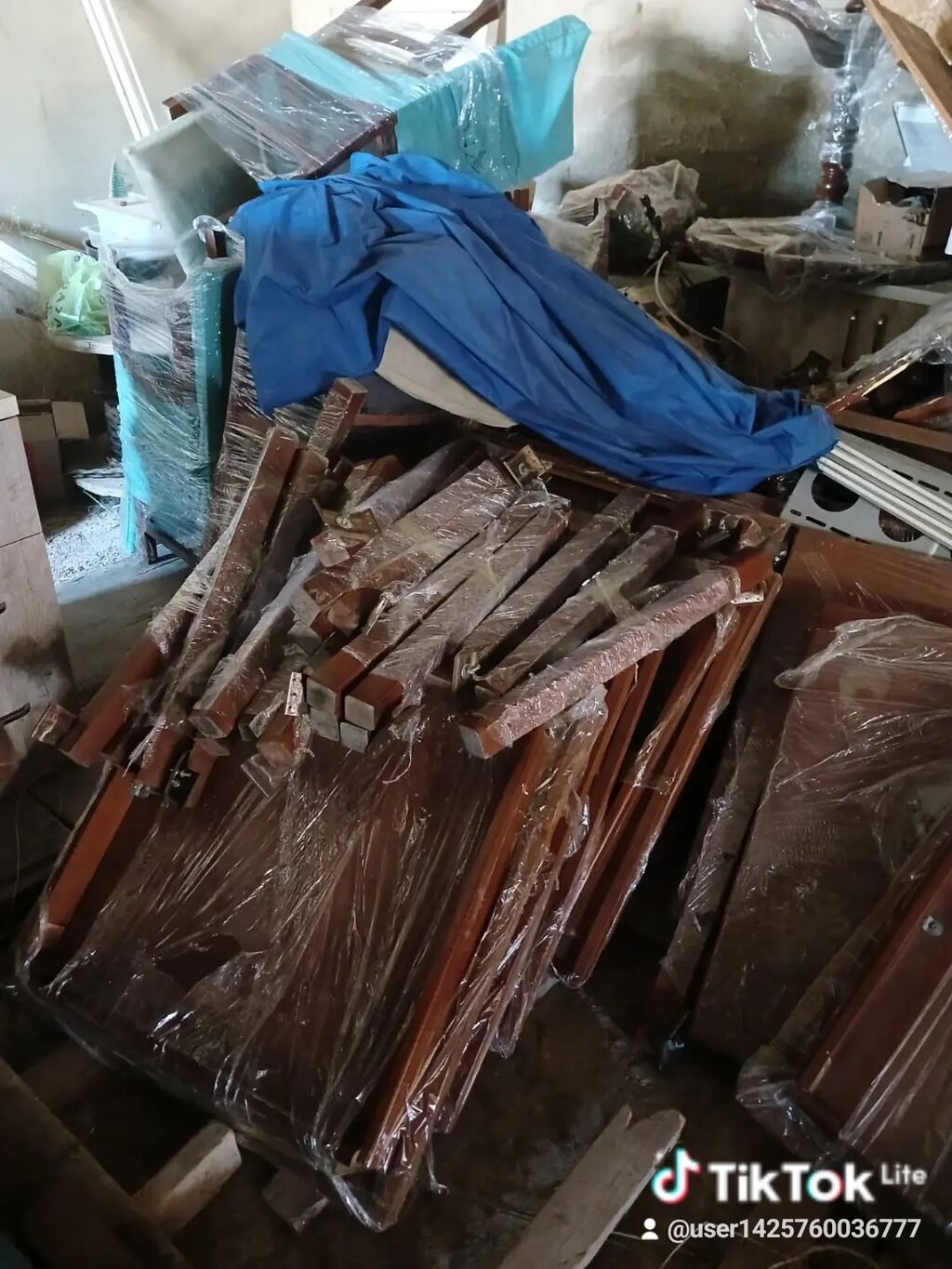 Taxta iç qapılar və dekorativ elementlər dəsti Məhsul təsviri — Pəncərələr, qapılar, balkonlar, Bakı (8)