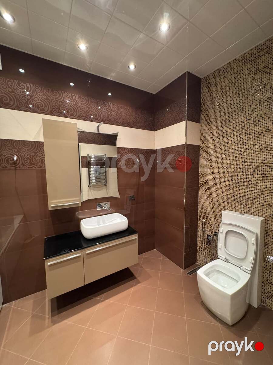 Satılır 3 otaqlı yeni tikili 140 m² — Mənzil, Bakı (10)