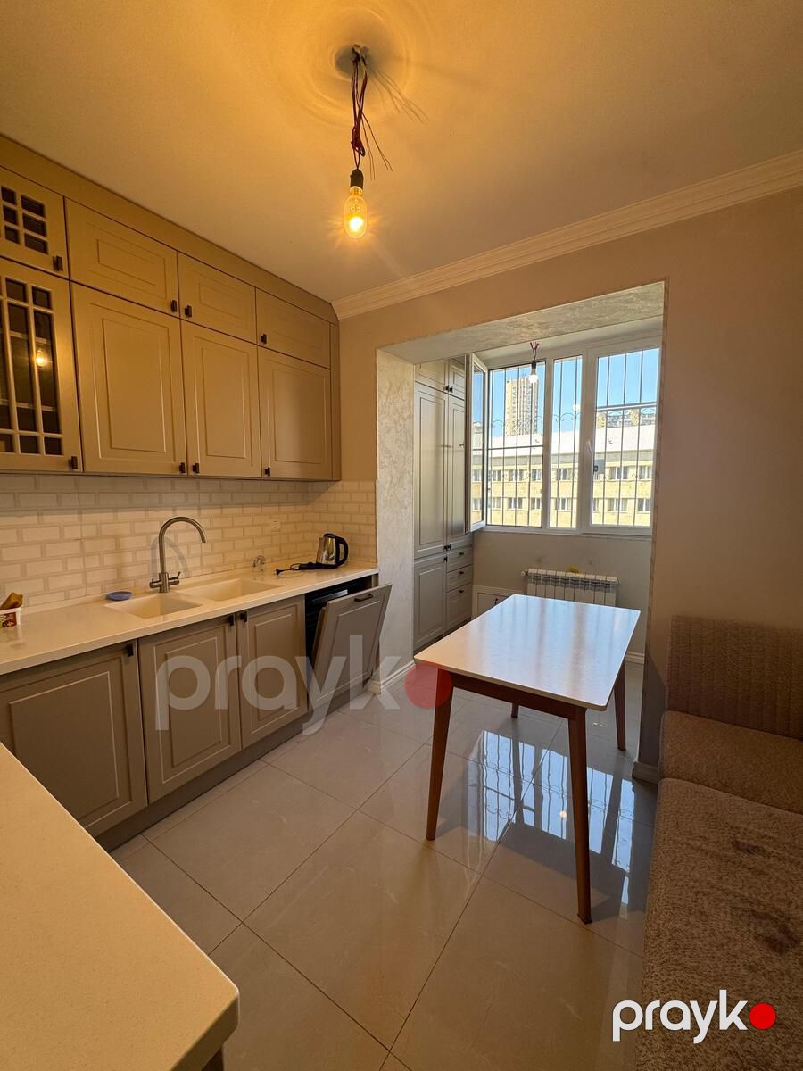 Satılır 3 otaqlı köhnə tikili 85 m² — Mənzil, Bakı (7)