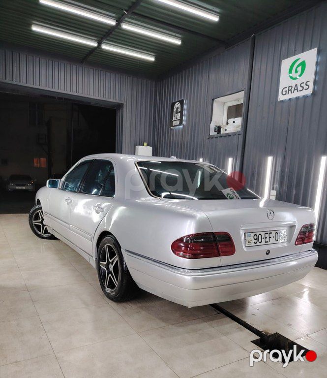 Mercedes E 300, 3.0 L, 1998 il, 450 000 km — Avtomobillər, Ağdaş (3)