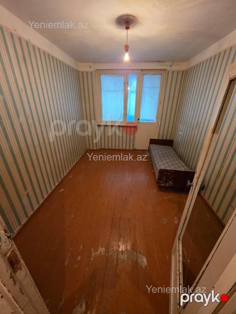 Satılır 2 otaqlı Bina evi menzil (Köhnə tikili), 56 m², 10-cu mikrorayon — Sumqayıt