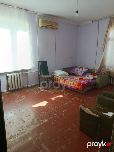 Satılır 1 otaqlı köhnə tikili 45 m² — Bakı