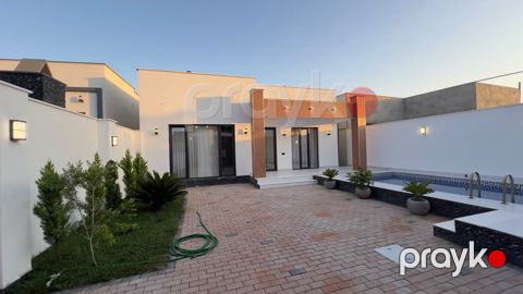 Satılır 4 otaqlı həyət evi/bağ evi 160 m² — Bakı