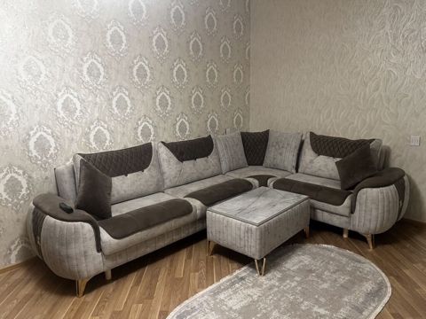 Yeni, Künc divan, Qonaq otağı üçün, Açılan — Mehdiabad