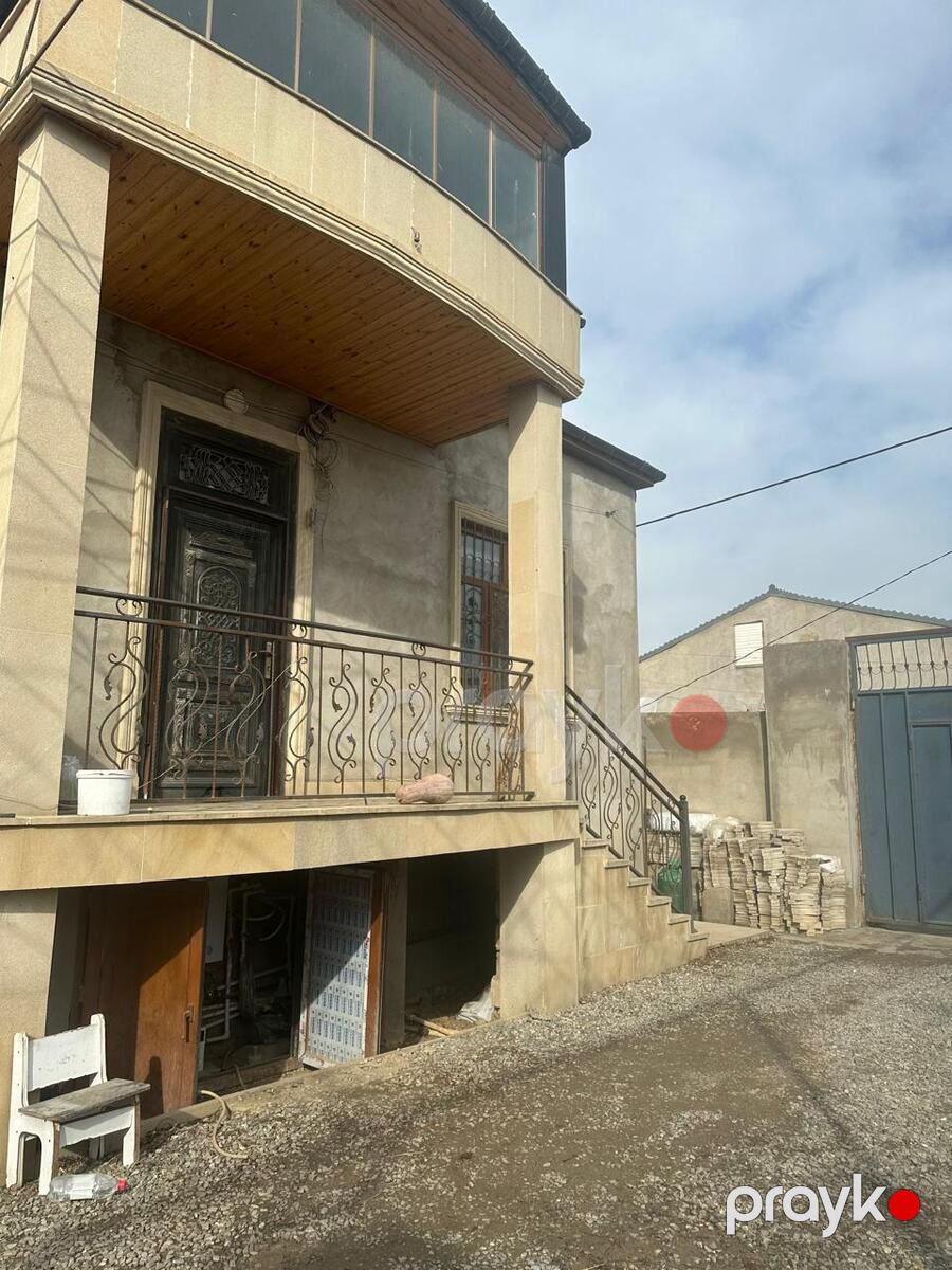 Satılır 4 otaqlı həyət evi/bağ evi 200 m² — Ev, villa, Bakı (12)