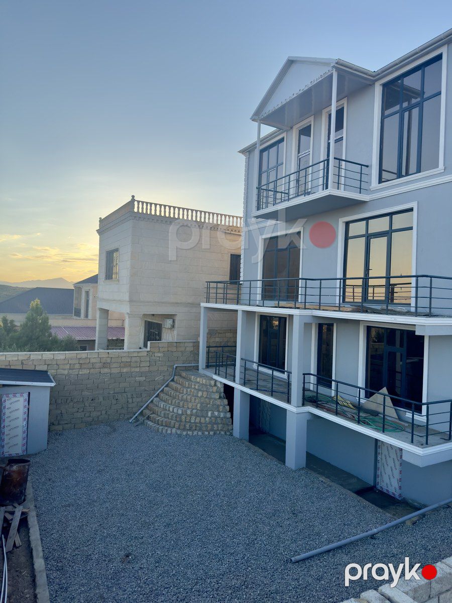 Satılır 10 otaqlı həyət evi/bağ evi 500 m² — Ev, villa, Bakı (3)