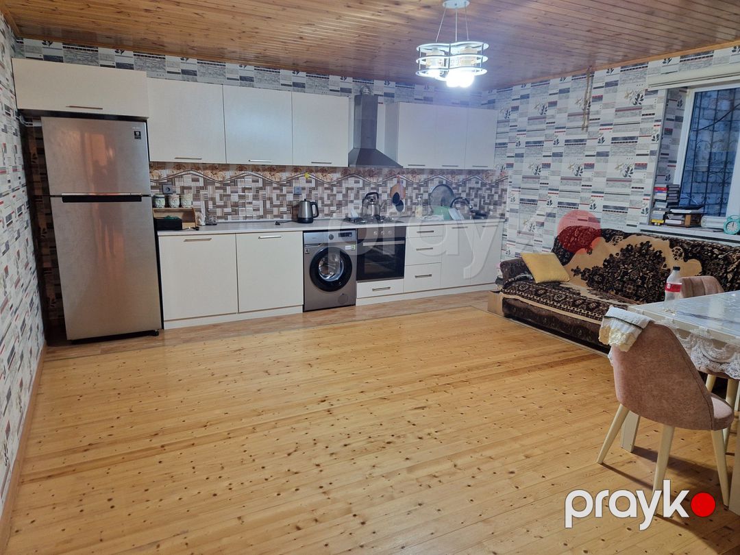 Satılır 4 otaqlı həyət evi/bağ evi 200 m² — Ev, villa, Bakı (9)