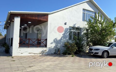 Satılır 3 otaqlı həyət evi/bağ evi 120 m² — Bakı
