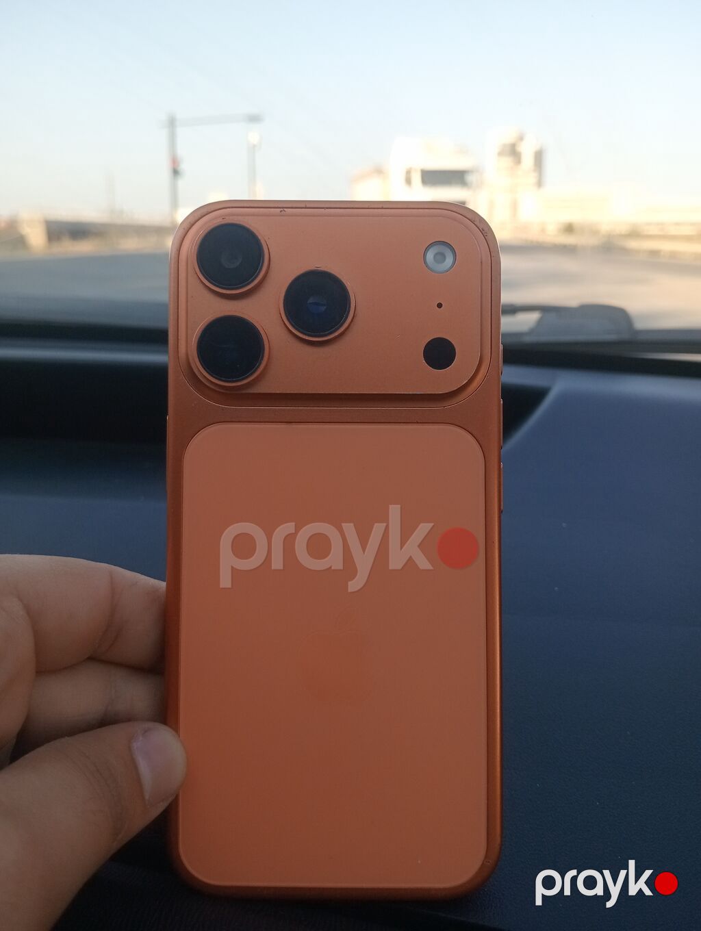 IPhone 17 Pro Max, 1 TB, Narıncı, Zəmanət, Barmaq izi, Simsiz şarj — Apple iPhone, Digah (4)
