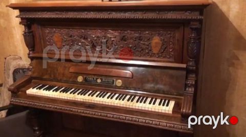 Antikvar piano "Carl H.Hintze" — Bakı