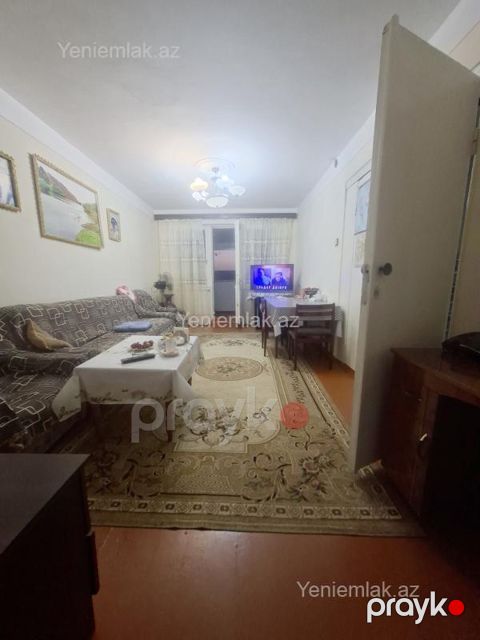Satılır 3 otaqlı Bina evi menzil (Köhnə tikili), 80 m², 5-ci mikrorayon — Sumqayıt