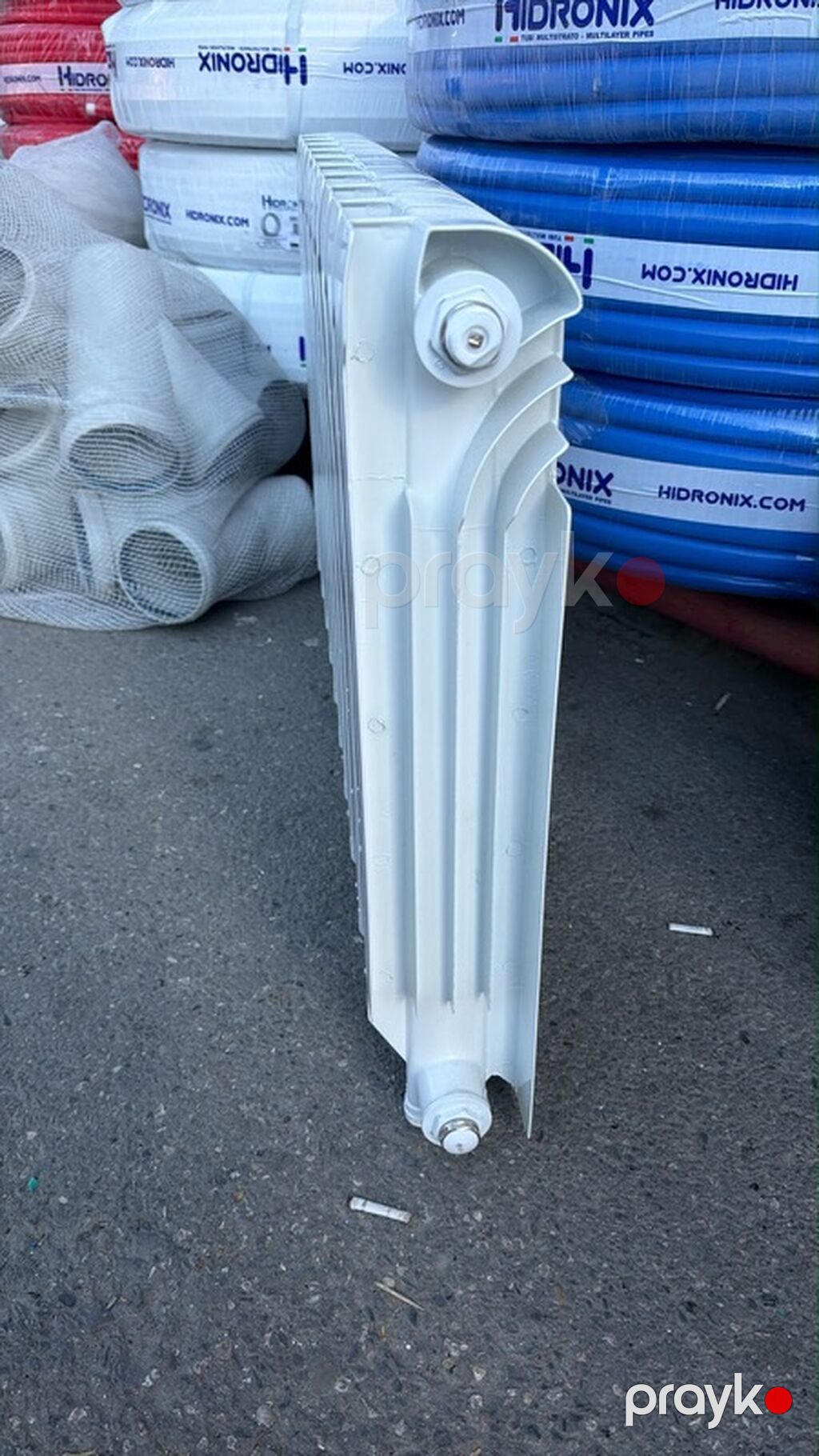 Çox az işlənib yeni kimidir bağlantıları üzərindədir bircə — Radiatorlar, Bakı (3)