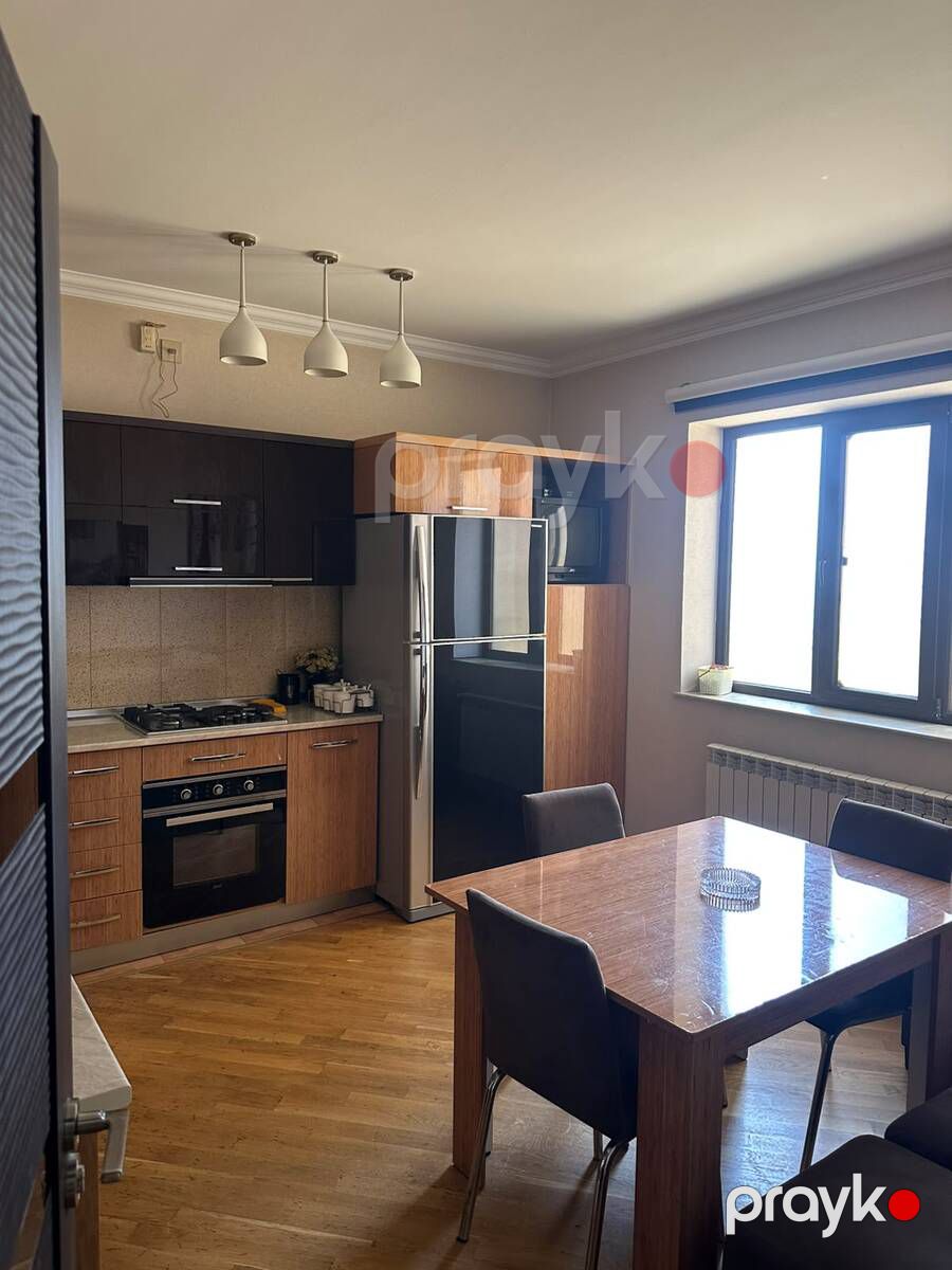 Satılır 6 otaqlı həyət evi/bağ evi 202 m² — Ev, villa, Bakı (4)