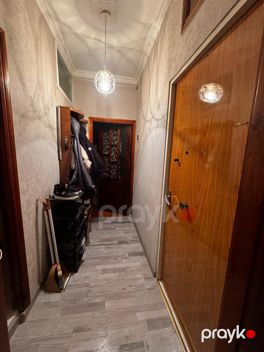 Satılır 2 otaqlı köhnə tikili 55 m² — Mənzil, Bakı (8)