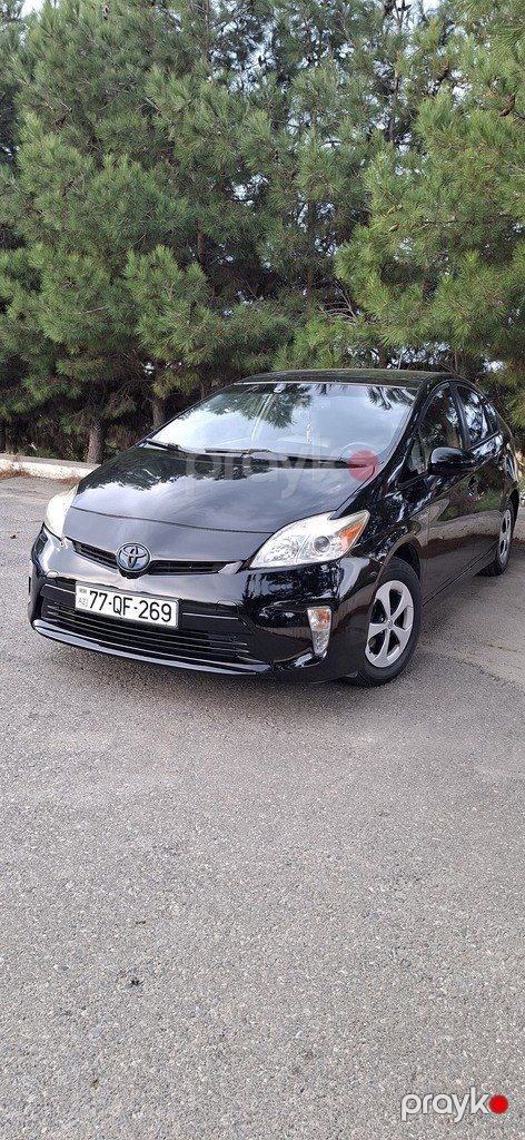Toyota Prius, 1.8 L, 1.3 kWh, 2015 il, 180 000 km — Bakı