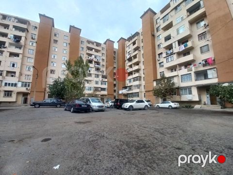 Satılır 3 otaqlı köhnə tikili 75 m² — Bakı