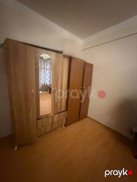 İcarəyə verilir 2 otaqlı köhnə tikili 80 m² — Bakı