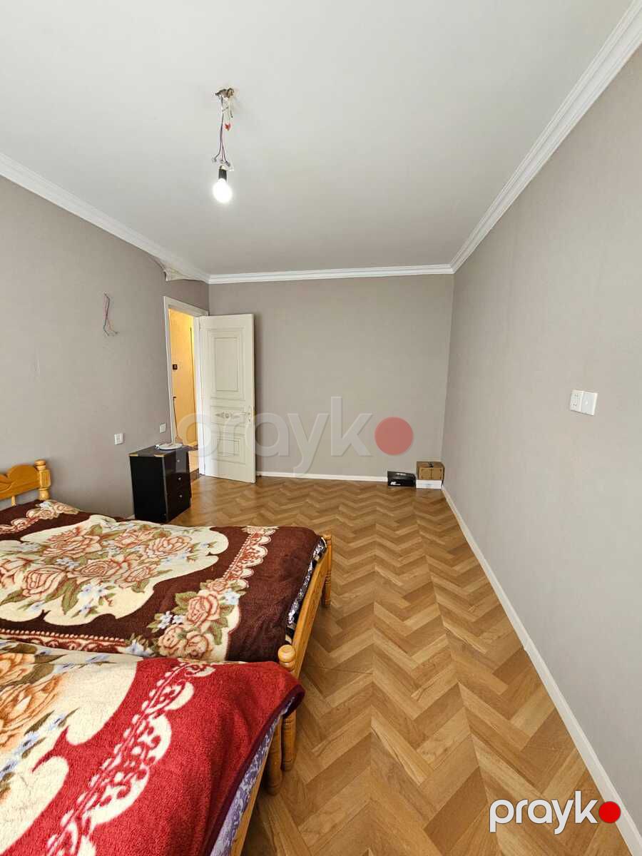 Satılır 4 otaqlı köhnə tikili 120 m² — Mənzil, Bakı (12)
