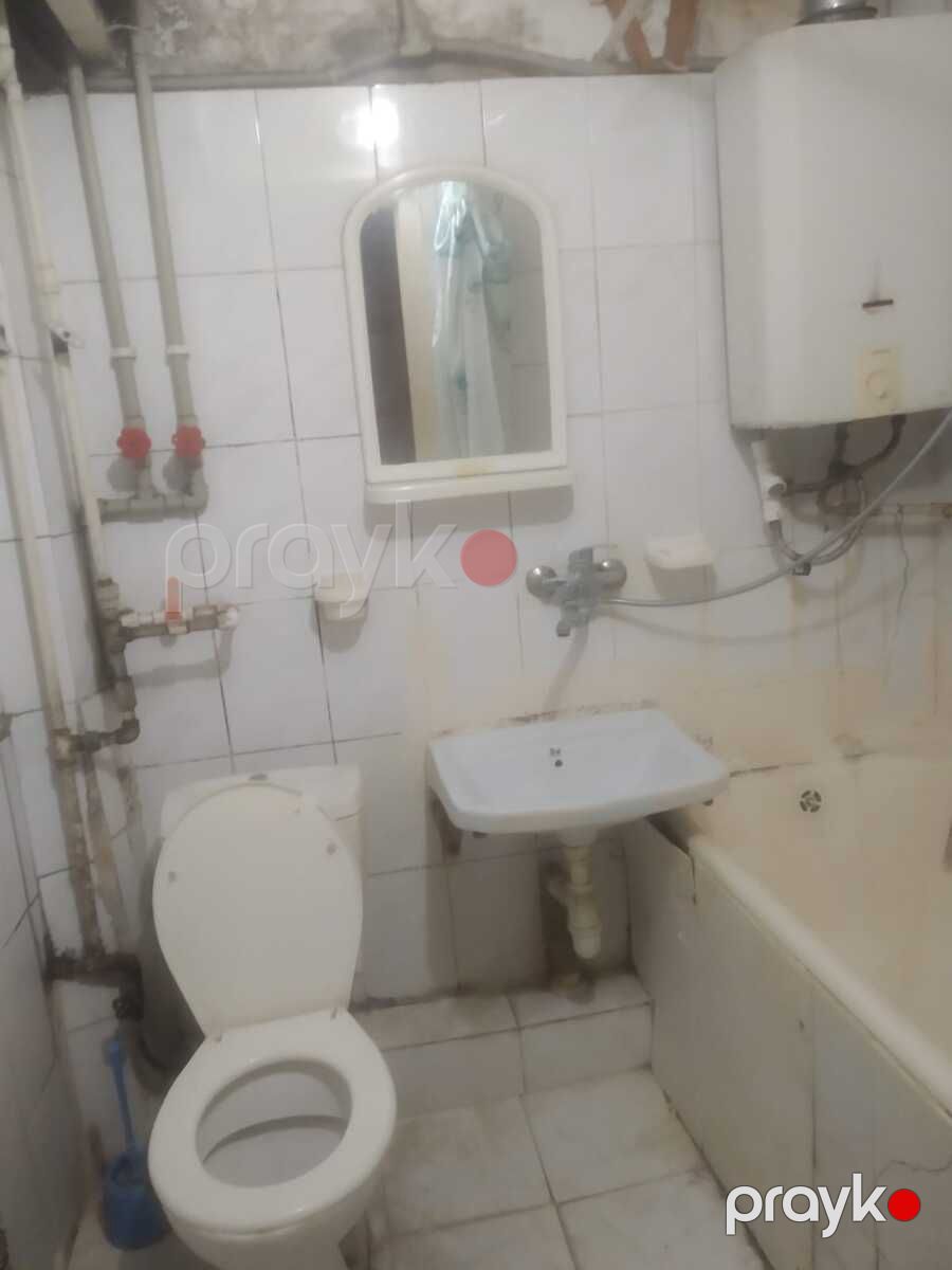 Satılır 3 otaqlı köhnə tikili 79 m² — Mənzil, Bakı (2)