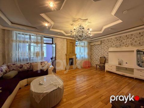 Satılır 4 otaqlı köhnə tikili 120 m² — Bakı