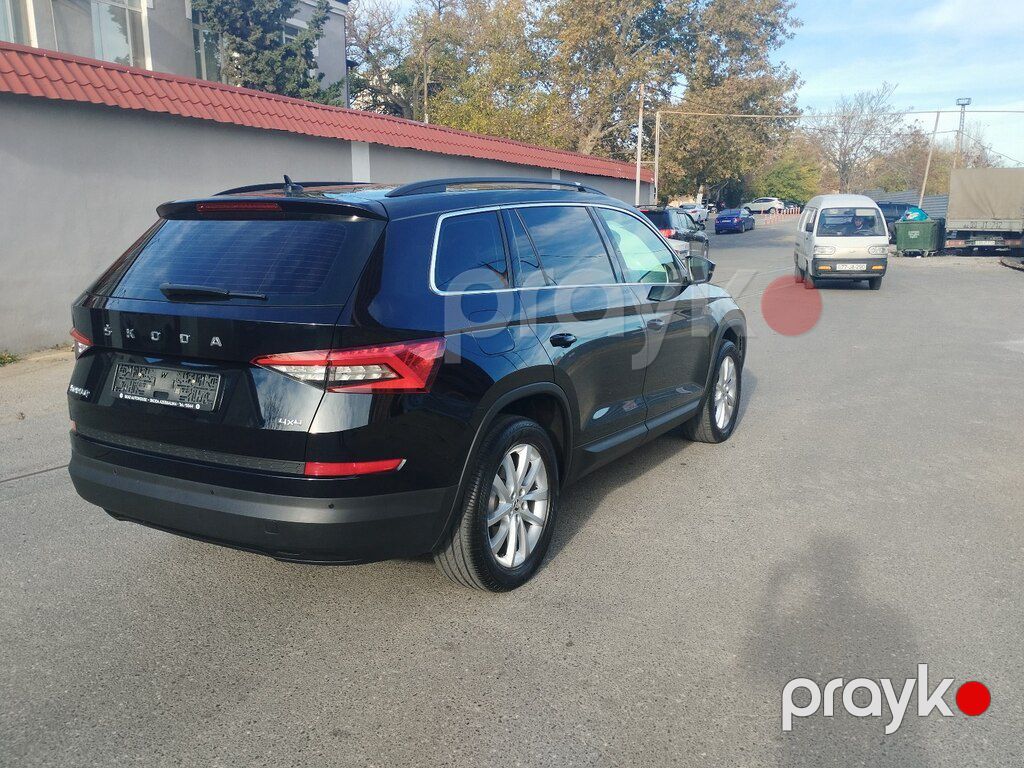 Skoda Kodiaq, 2.0 L, 2020 il, 72 000 km — Avtomobillər, Bakı (2)