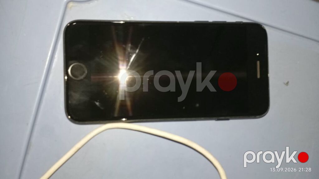IPhone 7, Qara, Barmaq izi — Apple iPhone, Xırdalan (4)