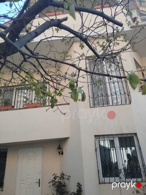 Satılır 6 otaqlı həyət evi/bağ evi 420 m²