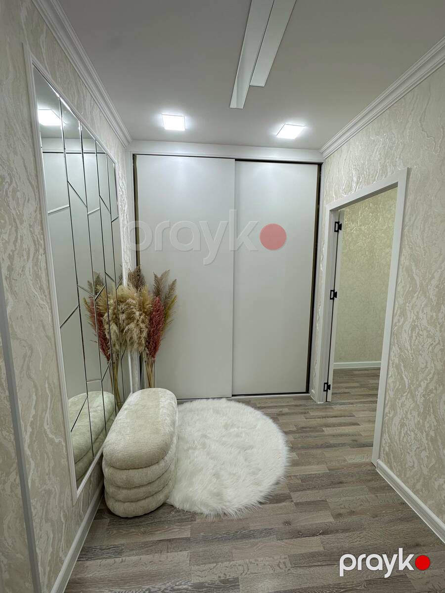 Satılır 2 otaqlı köhnə tikili 65 m² — Mənzil, Bakı (3)