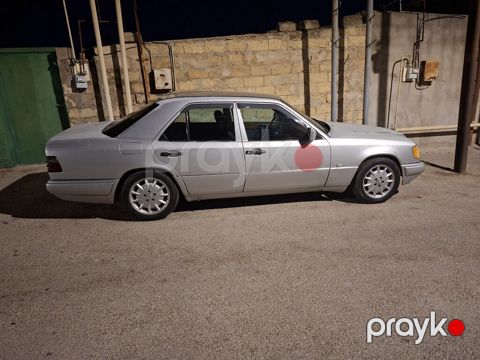 Mercedes 220 E, 2.2 L, 1993 il, 426 000 km — Bakı