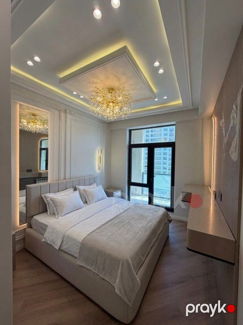 İcarəyə verilir 4 otaqlı yeni tikili 140 m²