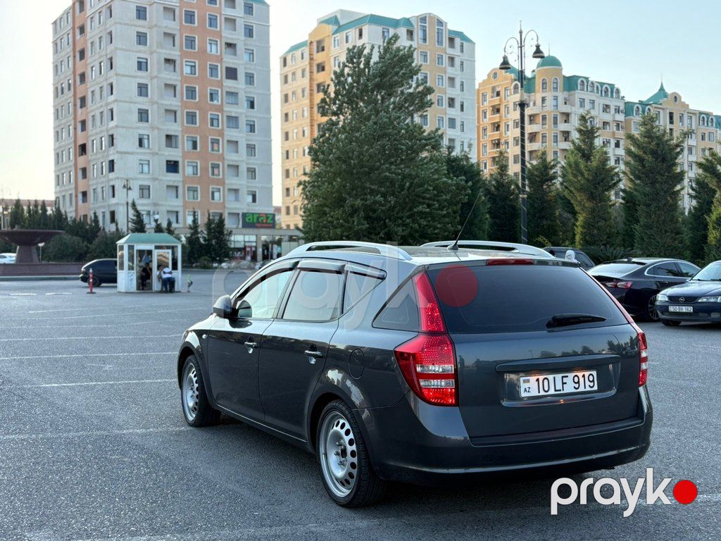 Kia Ceed SW, 1.6 L, 2007 il, 380 000 km — Avtomobillər, Bakı (5)