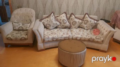 Klassik üslubda yumşaq mebel dəsti - Tərkib: 3 yerlik taftalı divan — Bakı