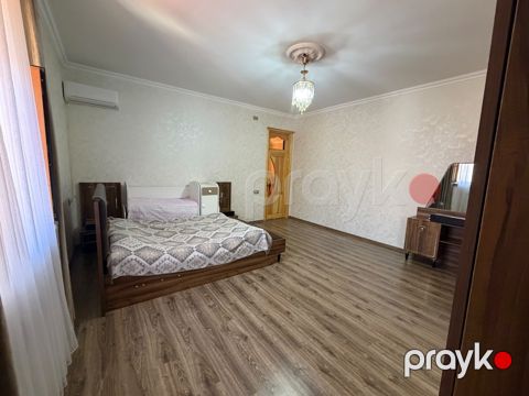 Satılır 6 otaqlı həyət evi/bağ evi 210 m² — Bakı