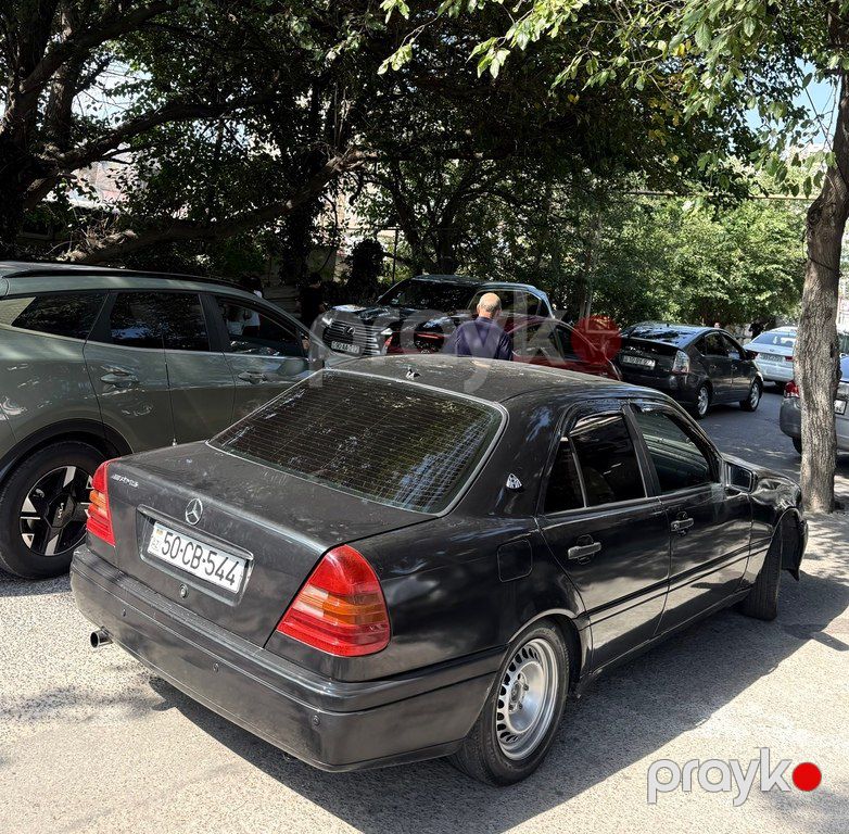 Mercedes C 200, 2.0 L, 1995 il, 345 000 km — Avtomobillər, Bakı (5)