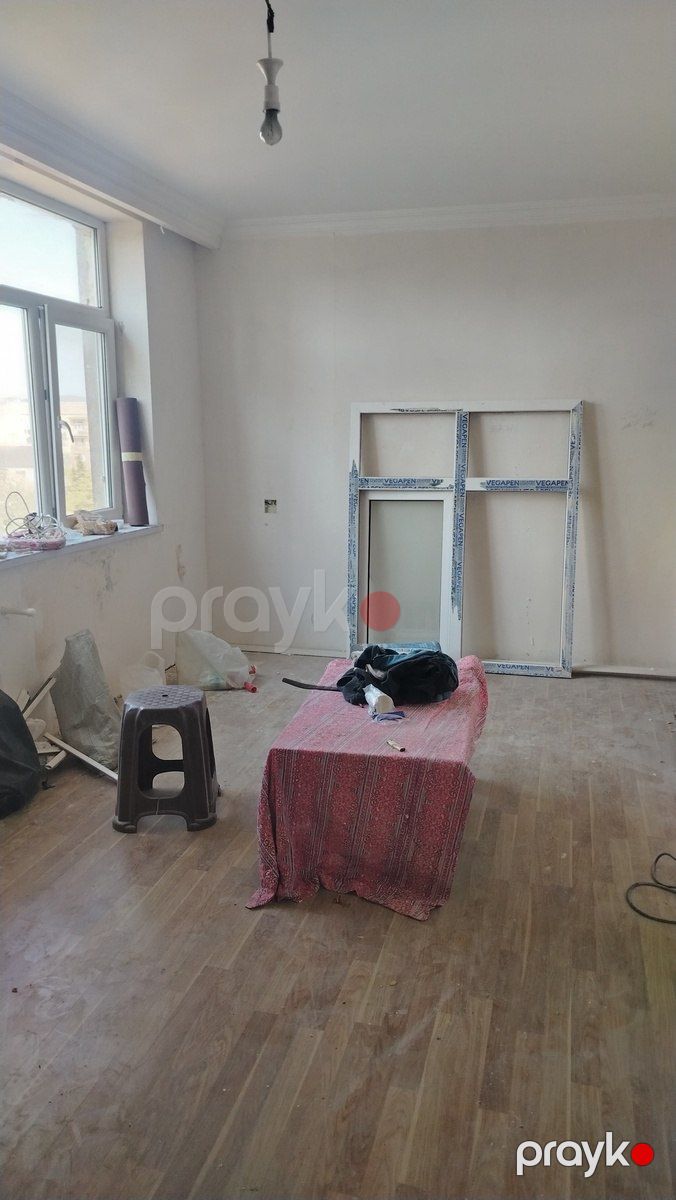 Satılır 2 otaqlı köhnə tikili 63 m² — Mənzil, Xırdalan (3)