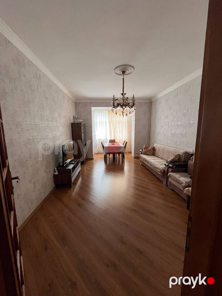 Satılır 2 otaqlı köhnə tikili 61 m² — Mənzil, Bakı (2)